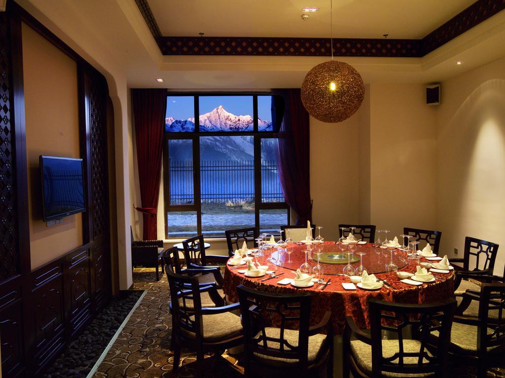 High Mountain Resort-Deqin Deqen Exterior foto